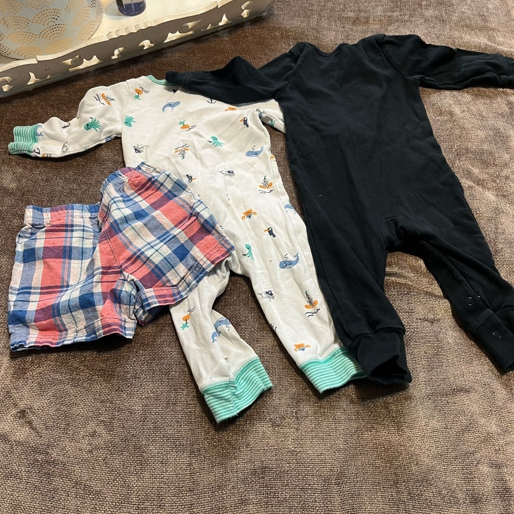 9 Month Baby Bundle: Plaid Shorts, Skeleton Onesie and Sea Life One Piece Set - Picture 9 of 9